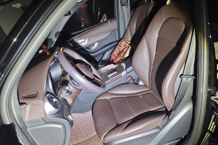 Used Mercedes-Benz GLC 2022 Refreshed GLC 300 L 4MATIC Dynamic Edition Prestige Version Left Front Seat