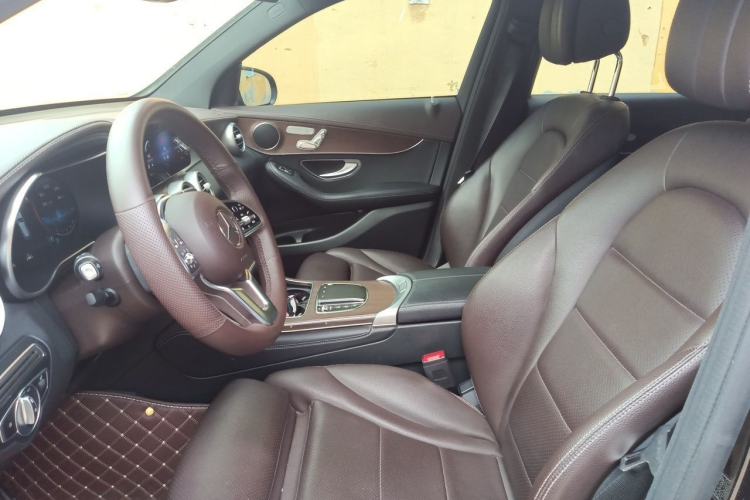 Used Mercedes-Benz GLC 2022 Refreshed GLC 300 L 4MATIC Dynamic Edition Left Front Seat