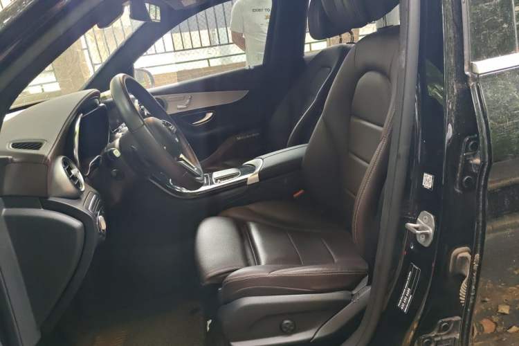 Used Mercedes-Benz GLC 2022 Second Facelift GLC 260 L 4MATIC Dynamic Edition Left Front Seat