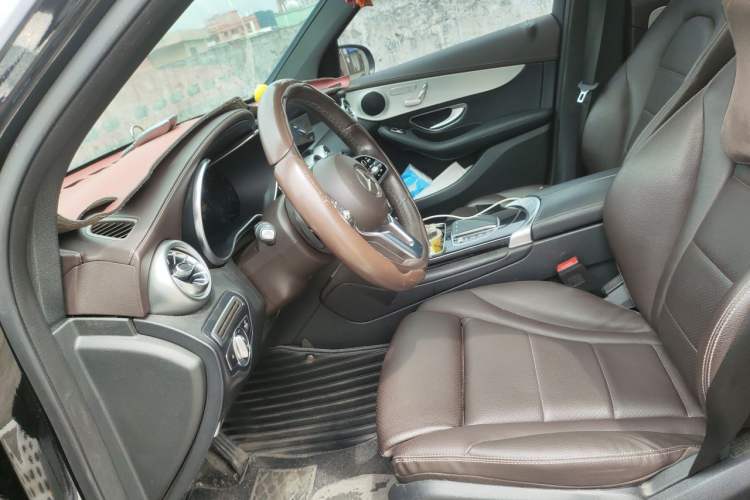 Used Mercedes-Benz GLC 2022 Facelifted GLC 260 L 4MATIC Dynamic Edition Left Front Seat