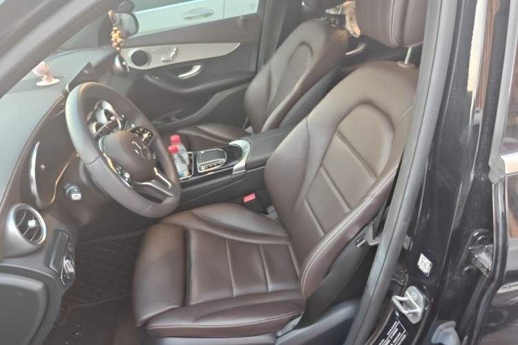 Used Mercedes-Benz GLC 2022 Facelifted GLC 260 L 4MATIC Dynamic Edition Left Front Seat