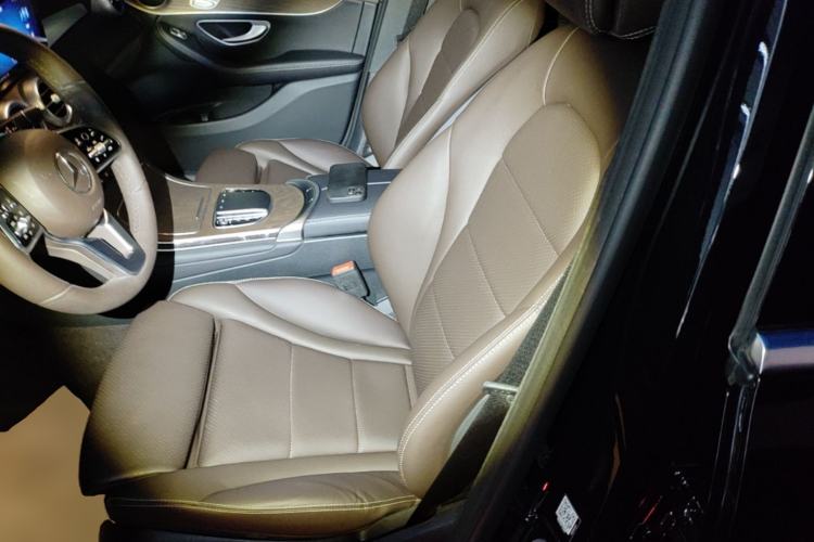 Used Mercedes-Benz GLC 2022 Refreshed GLC 300 L 4MATIC Dynamic Edition Prestige Version Left Front Seat