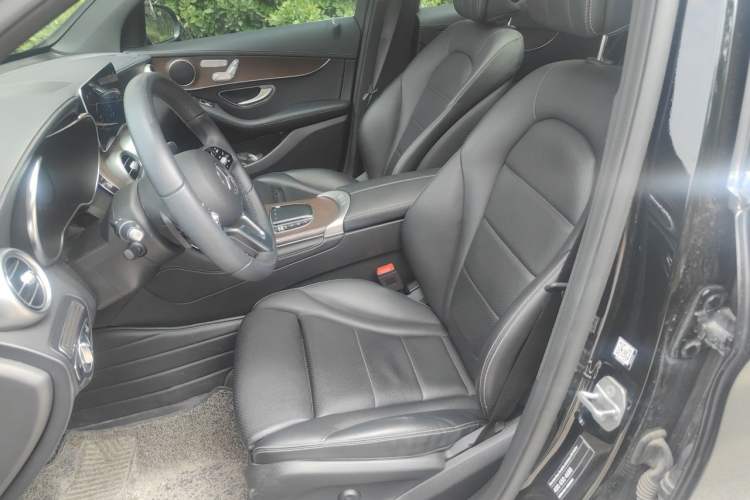 Used Mercedes-Benz GLC 2022 GLC 300 L 4MATIC Dynamic Model Left Front Seat