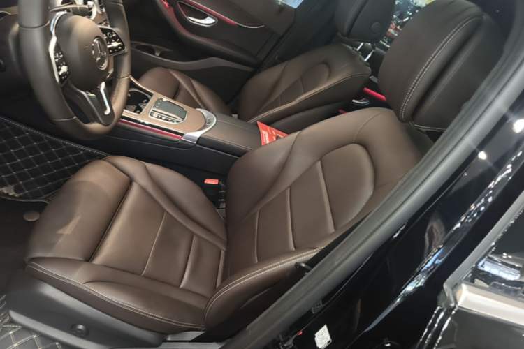 Used Mercedes-Benz GLC 2022 Refreshed GLC 300 L 4MATIC Dynamic Edition Prestige Version Left Front Seat