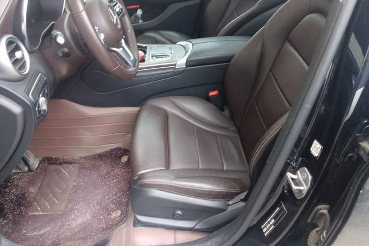 Used Mercedes-Benz GLC 2022 Refreshed GLC 300 L 4MATIC Dynamic Edition Prestige Version Left Front Seat