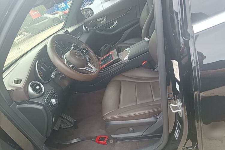 Used Mercedes-Benz GLC 2022 GLC 260 L 4MATIC Luxury Model Left Front Seat