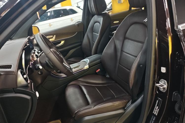 Used Mercedes-Benz GLC 2022 Refreshed GLC 300 L 4MATIC Dynamic Edition Prestige Version Left Front Seat