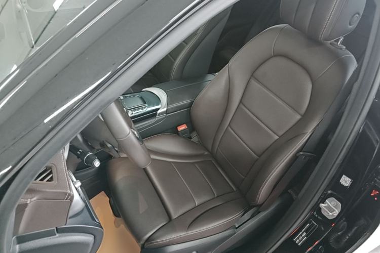 Used Mercedes-Benz GLC 2022 Facelifted GLC 260 L 4MATIC Dynamic Edition Left Front Seat