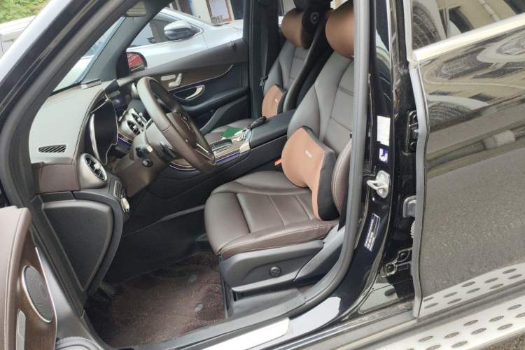 Used Mercedes-Benz GLC 2022 Refreshed GLC 300 L 4MATIC Dynamic Edition Prestige Version Left Front Seat