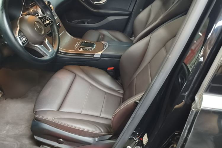 Used Mercedes-Benz GLC 2022 Second Facelift GLC 260 L 4MATIC Luxury Edition Left Front Seat