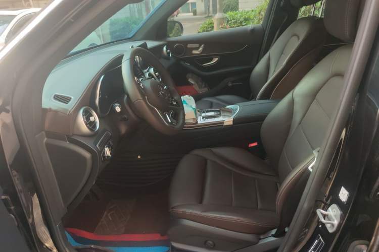 Used Mercedes-Benz GLC 2022 Refreshed GLC 300 L 4MATIC Dynamic Edition Prestige Version Left Front Seat