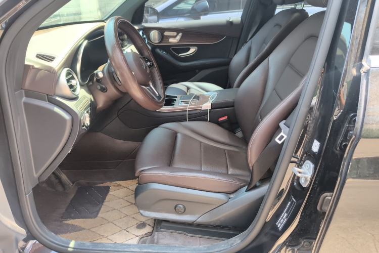 Used Mercedes-Benz GLC 2022 Refreshed GLC 300 L 4MATIC Dynamic Edition Prestige Version Left Front Seat