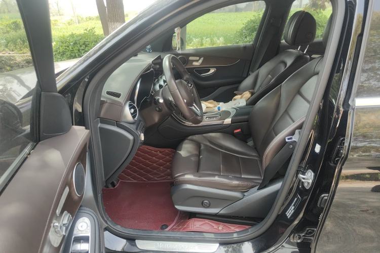 Used Mercedes-Benz GLC 2022 Second Facelift GLC 260 L 4MATIC Luxury Edition Left Front Seat