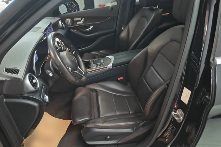 Used Mercedes-Benz GLC 2022 GLC 300 L 4MATIC Dynamic Model Left Front Seat