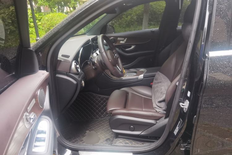 Used Mercedes-Benz GLC 2022 Second Facelift GLC 260 L 4MATIC Luxury Edition Left Front Seat