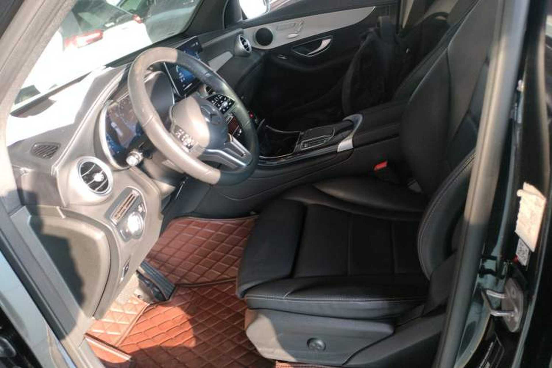 Used Mercedes-Benz GLC 2022 Facelifted GLC 260 L 4MATIC Dynamic Edition Left Front Seat
