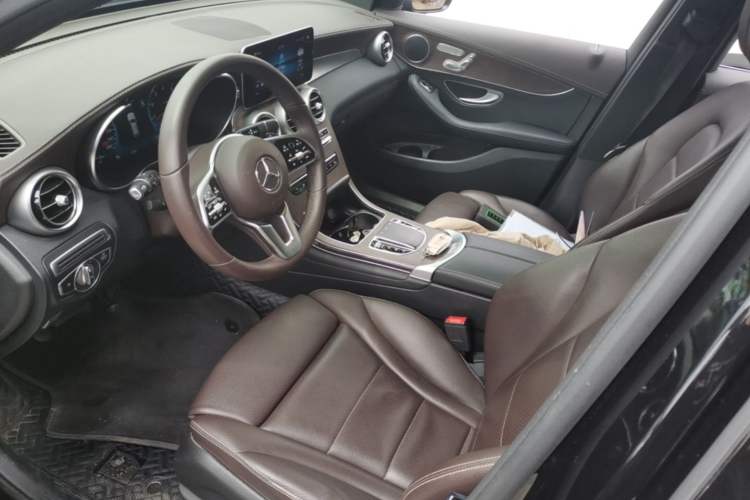 Used Mercedes-Benz GLC 2022 Refreshed GLC 300 L 4MATIC Dynamic Edition Prestige Version Left Front Seat