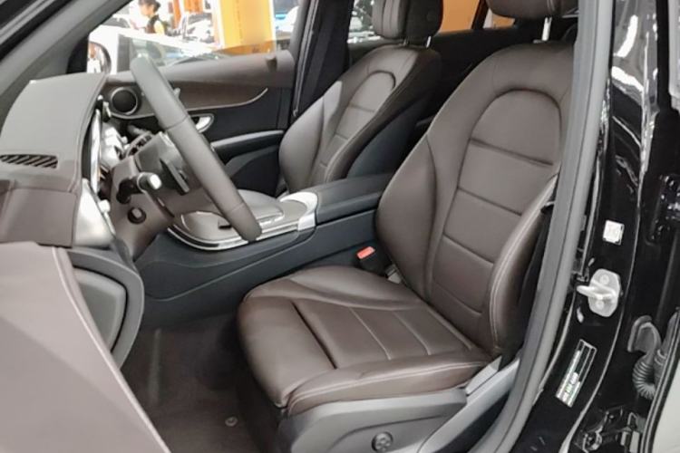 Used Mercedes-Benz GLC 2022 GLC 260 L 4MATIC Luxury Model Left Front Seat