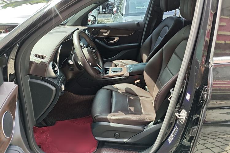 Used Mercedes-Benz GLC 2022 Refreshed GLC 300 L 4MATIC Dynamic Edition Prestige Version Left Front Seat