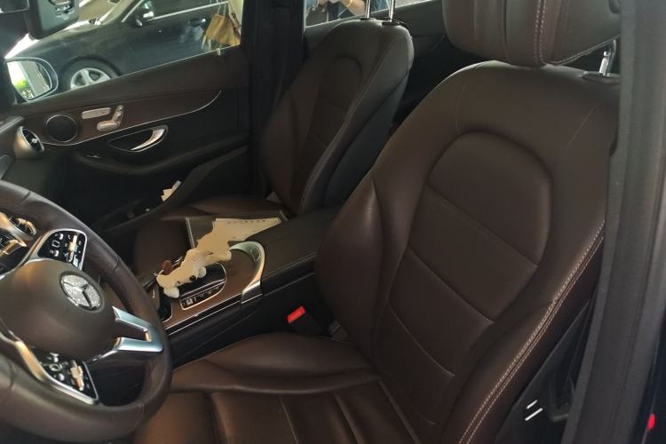 Used Mercedes-Benz GLC 2022 Refreshed GLC 300 L 4MATIC Dynamic Edition Prestige Version Left Front Seat