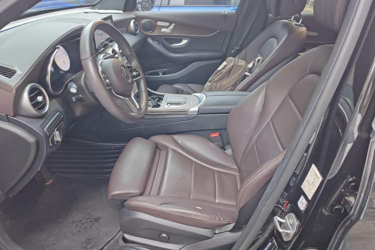 Used Mercedes-Benz GLC 2022 Refreshed GLC 300 L 4MATIC Dynamic Edition Prestige Version Left Front Seat