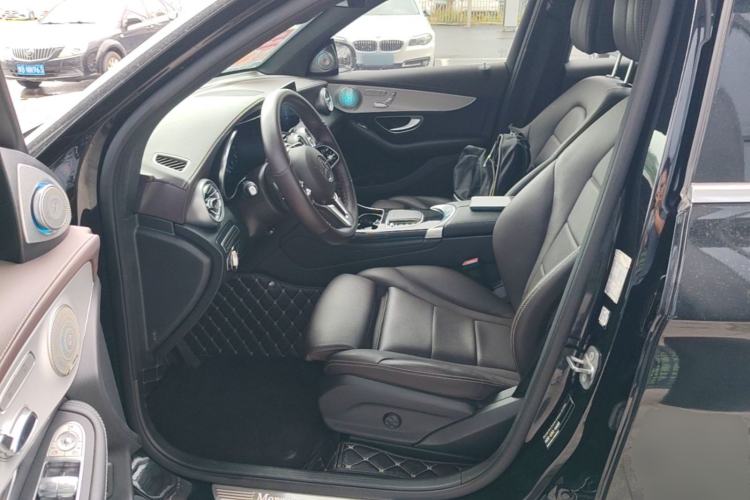 Used Mercedes-Benz GLC 2022 Facelifted GLC 260 L 4MATIC Dynamic Edition Left Front Seat