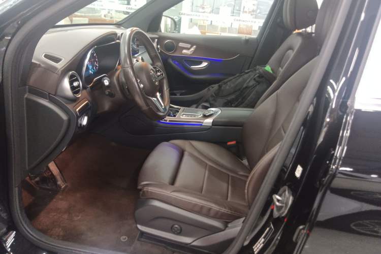 Used Mercedes-Benz GLC 2022 Refreshed GLC 300 L 4MATIC Dynamic Edition Prestige Version Left Front Seat