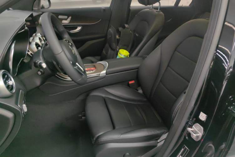 Used Mercedes-Benz GLC 2022 GLC 300 L 4MATIC Dynamic Model Left Front Seat