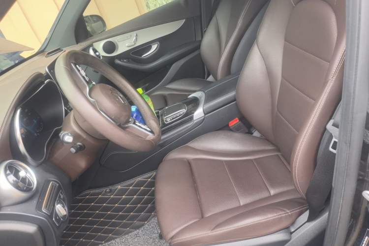 Used Mercedes-Benz GLC 2022 Second Facelift GLC 260 L 4MATIC Dynamic Edition Left Front Seat