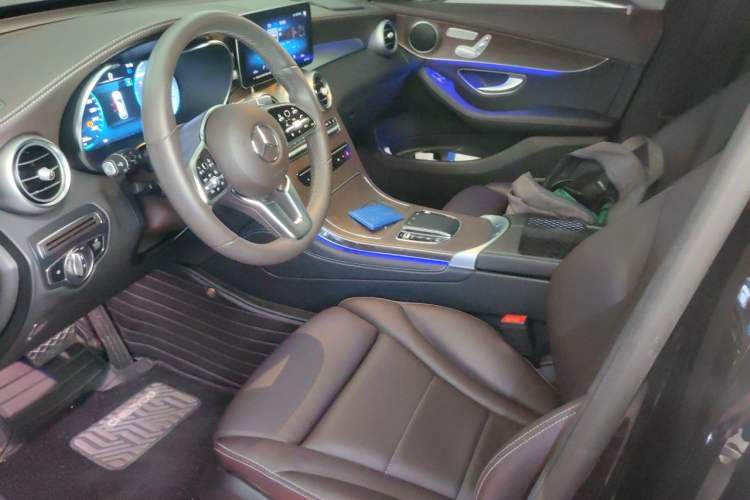 Used Mercedes-Benz GLC 2022 GLC 260 L 4MATIC Luxury Model Left Front Seat