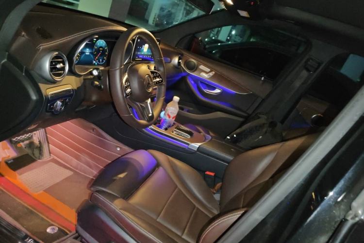 Used Mercedes-Benz GLC 2022 Second Facelift GLC 260 L 4MATIC Luxury Edition Left Front Seat