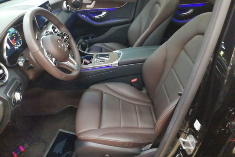Used Mercedes-Benz GLC 2022 Refreshed GLC 300 L 4MATIC Dynamic Edition Prestige Version Left Front Seat