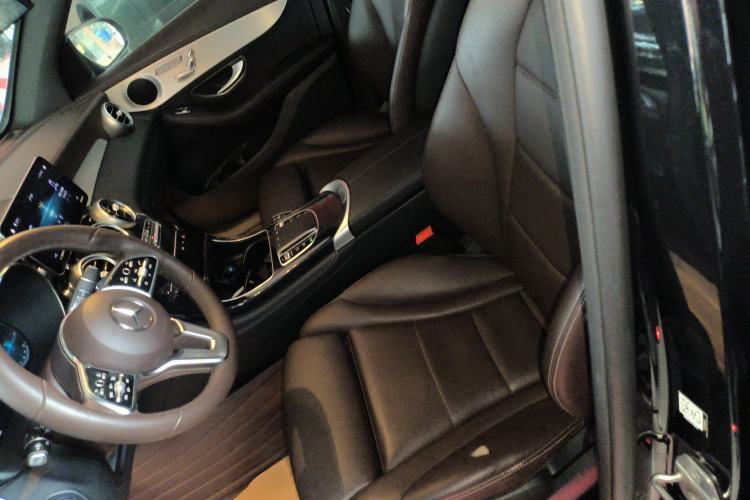 Used Mercedes-Benz GLC 2022 Refreshed GLC 260 L 4MATIC Dynamic Edition Left Front Seat