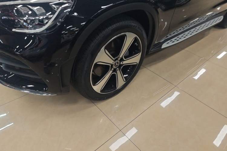 Used Mercedes-Benz GLC 2022 Refreshed GLC 300 L 4MATIC Dynamic Edition Prestige Version Left Front Wheel Hub