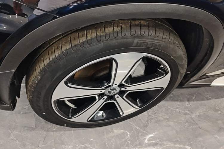 Used Mercedes-Benz GLC 2022 Refreshed GLC 300 L 4MATIC Dynamic Edition Prestige Version Left Front Wheel Hub