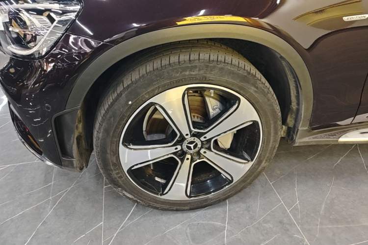 Used Mercedes-Benz GLC 2022 Refreshed GLC 300 L 4MATIC Dynamic Edition Prestige Version Left Front Wheel Hub