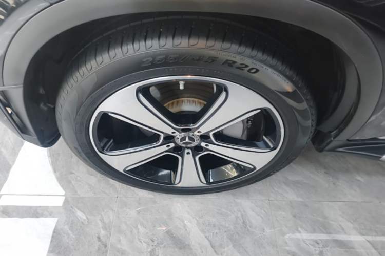Used Mercedes-Benz GLC 2022 Refreshed GLC 300 L 4MATIC Dynamic Edition Prestige Version Left Front Wheel Hub