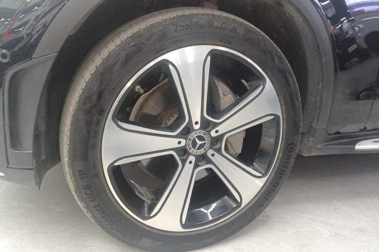 Used Mercedes-Benz GLC 2022 Refreshed GLC 300 L 4MATIC Dynamic Edition Prestige Version Left Front Wheel Hub
