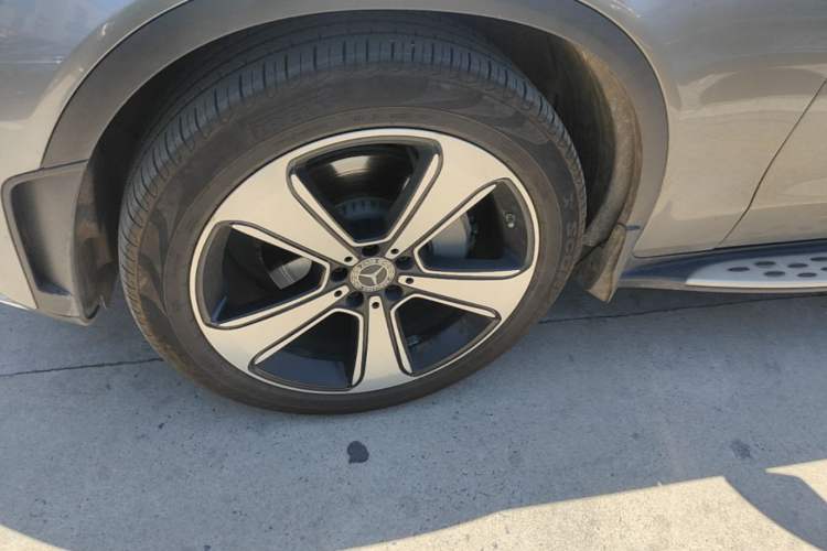 Used Mercedes-Benz GLC 2022 Refreshed GLC 300 L 4MATIC Dynamic Edition Prestige Version Left Front Wheel Hub