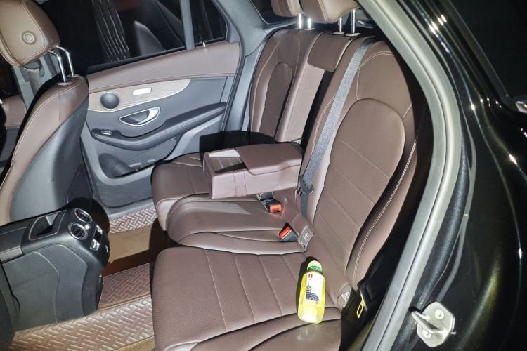 Used Mercedes-Benz GLC 2022 Refreshed GLC 300 L 4MATIC Dynamic Edition Prestige Version Left Rear Seat
