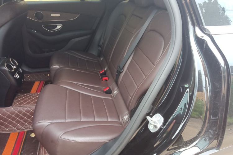 Used Mercedes-Benz GLC 2022 Refreshed GLC 300 L 4MATIC Dynamic Edition Left Rear Seat