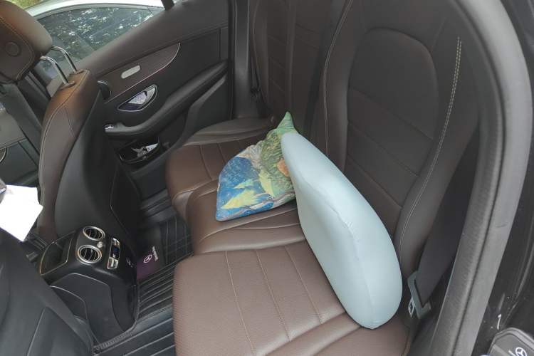 Used Mercedes-Benz GLC 2022 Refreshed GLC 300 L 4MATIC Dynamic Edition Prestige Version Left Rear Seat