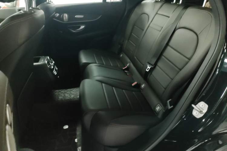 Used Mercedes-Benz GLC 2022 Refreshed GLC 300 L 4MATIC Dynamic Edition Left Rear Seat