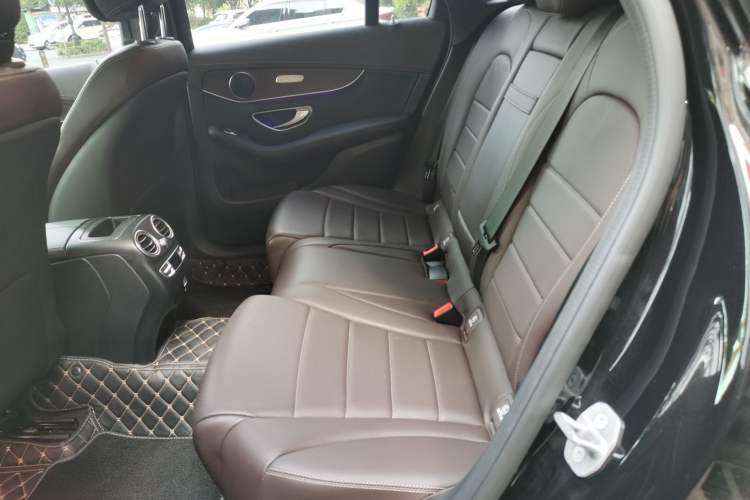 Used Mercedes-Benz GLC 2022 Refreshed GLC 300 L 4MATIC Dynamic Edition Prestige Version Left Rear Seat