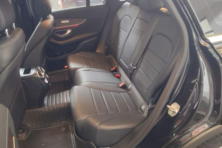Used Mercedes-Benz GLC 2022 Refreshed GLC 300 L 4MATIC Dynamic Edition Prestige Version Left Rear Seat