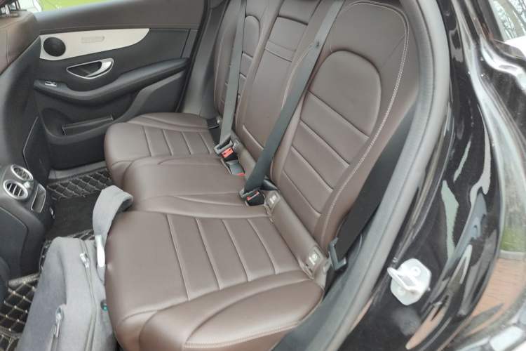 Used Mercedes-Benz GLC 2022 Second Facelift GLC 260 L 4MATIC Dynamic Edition Left Rear Seat