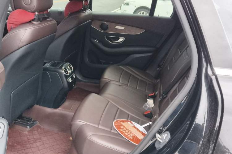 Used Mercedes-Benz GLC 2022 Refreshed GLC 300 L 4MATIC Dynamic Edition Prestige Version Left Rear Seat