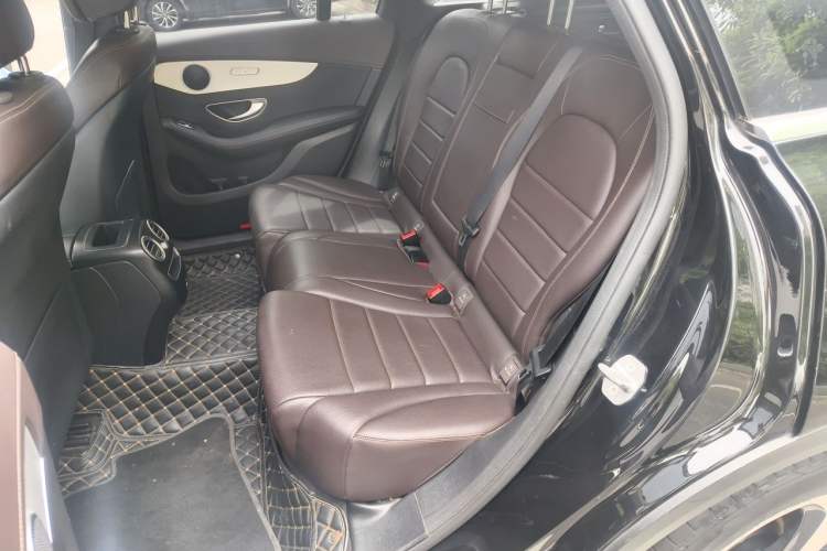 Used Mercedes-Benz GLC 2022 Refreshed GLC 260 L 4MATIC Dynamic Edition Left Rear Seat
