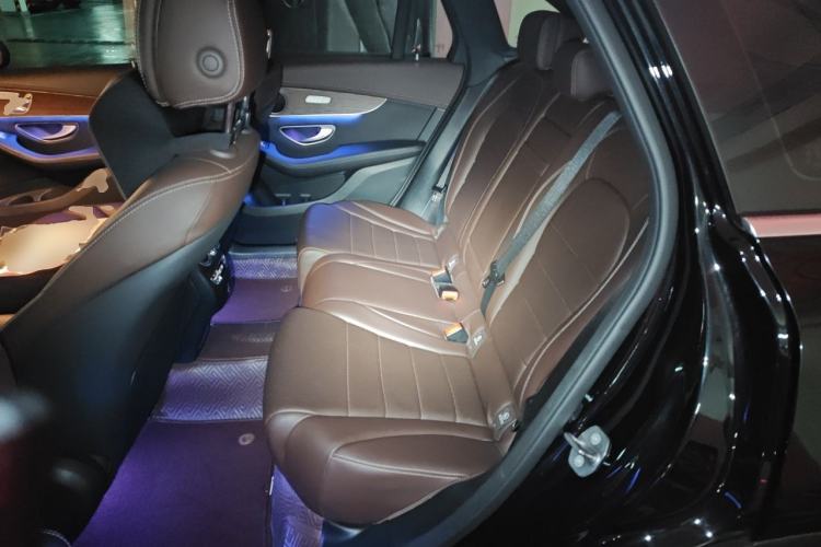Used Mercedes-Benz GLC 2022 Refreshed GLC 300 L 4MATIC Dynamic Edition Prestige Version Left Rear Seat