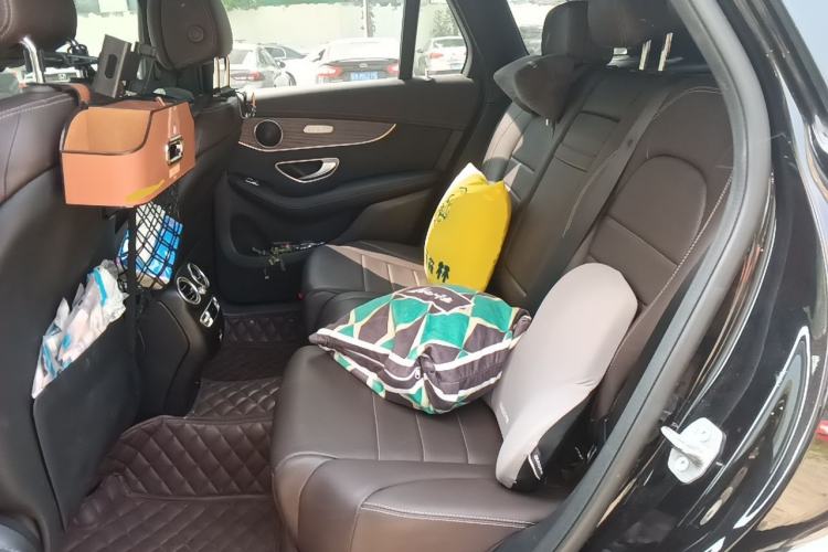 Used Mercedes-Benz GLC 2022 Second Facelift GLC 260 L 4MATIC Luxury Edition Left Rear Seat